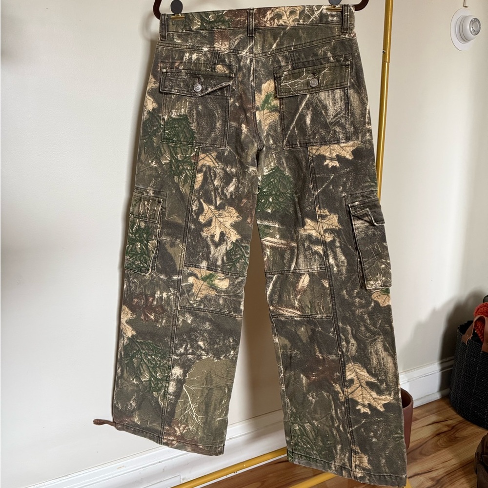 REVICE Green Brown Camouflage Wide-Leg Cargo Pants - Picture 3 of 4
